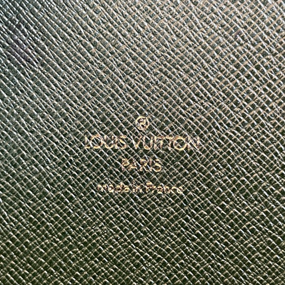 Louis Vuitton Taiga Briefcase! True Vintage Piece! - Picture 5 of 14